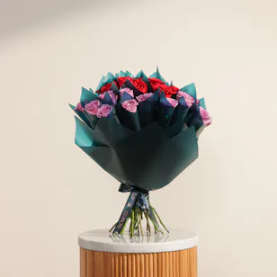 Pearls of Faith Roses Favours
