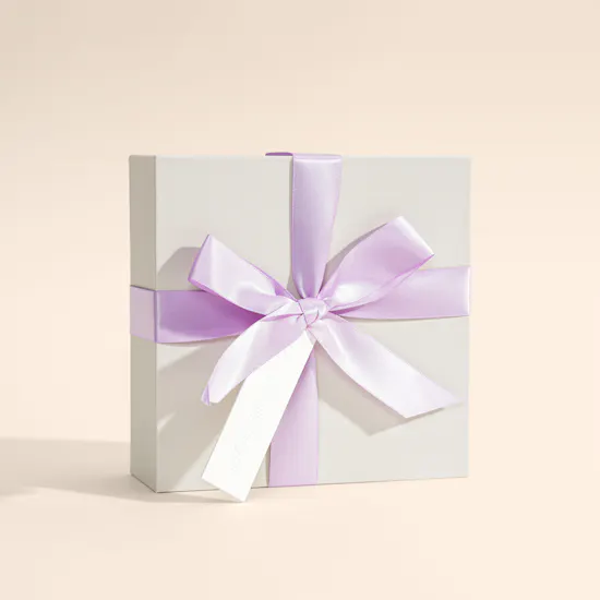 LaurGifts Lavender Spa Gift Box