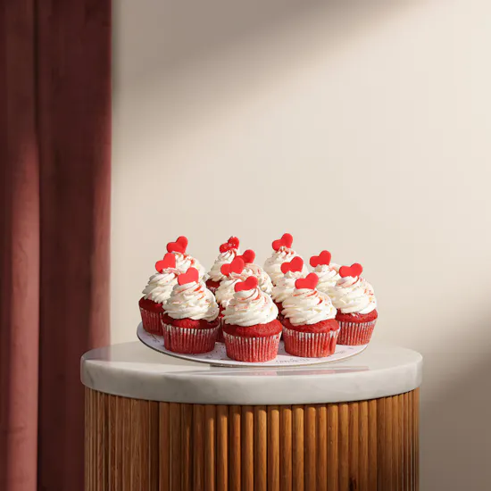 Floward Hearts Red Velvet Cupcakes