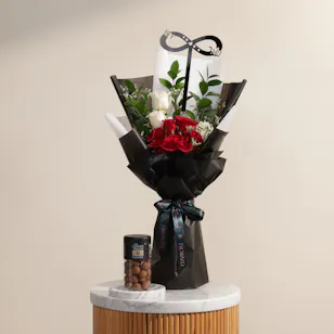 Lakrids by Bülow D Salt and Caramel Chocolate Coated Liquorice | Kindred Flower Bouquet