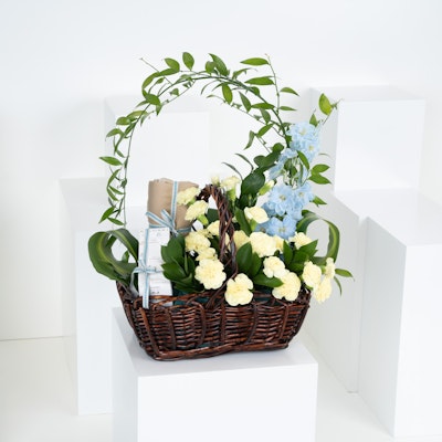 Dee Mama Baby Gift Basket with Flowers