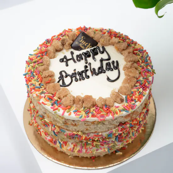 Sucre De Nada Vanilla Birthday Cake | Pink Blooms