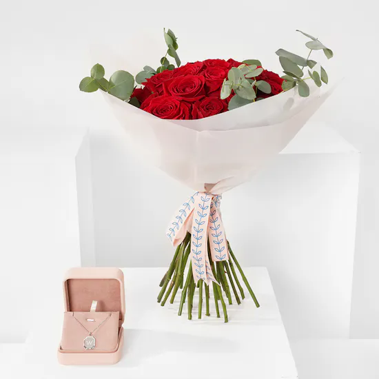 Floward Letter W Necklace | Affection Roses