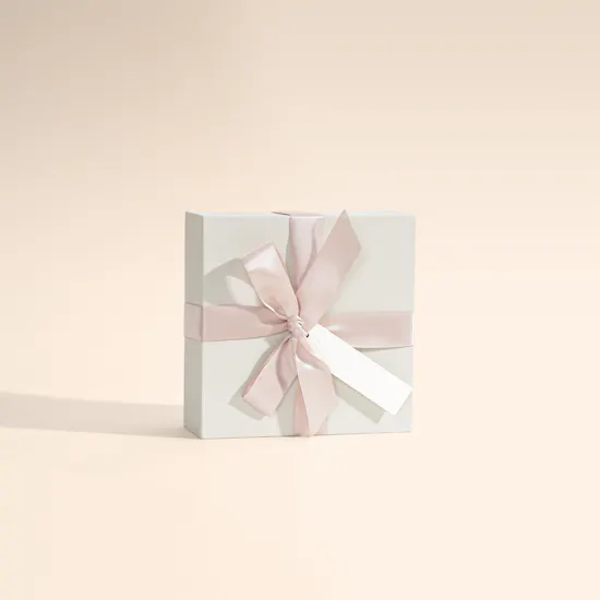 LaurGifts Orchid and Jasmine Spa Gift Box