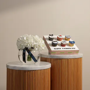 Helen's Bakery Father's Day Cupcakes | Flowers