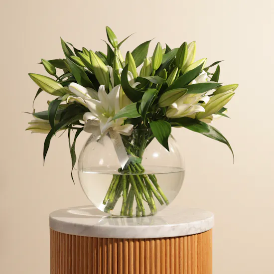 Elegant White Lilies Vase | 20 Flowers