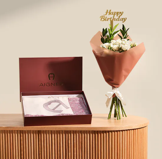 Aigner Pashmina Ghutra | White Roses