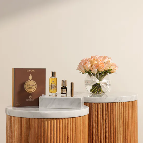 Abdul Samad Al Qurashi Sasura Oud Oil Set | Graceful Peach Rose Vase