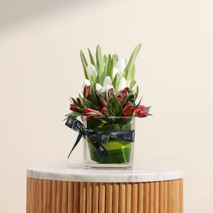 Refined Grace Flowers Vase