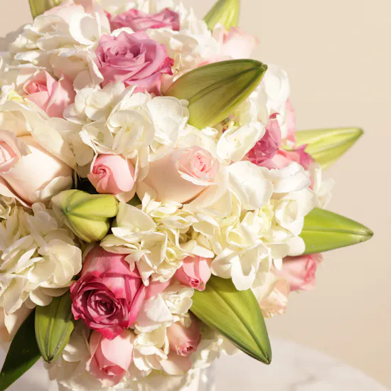 Sweet Atelier Love Pink Heart Cake | Happiest Flowers Vase