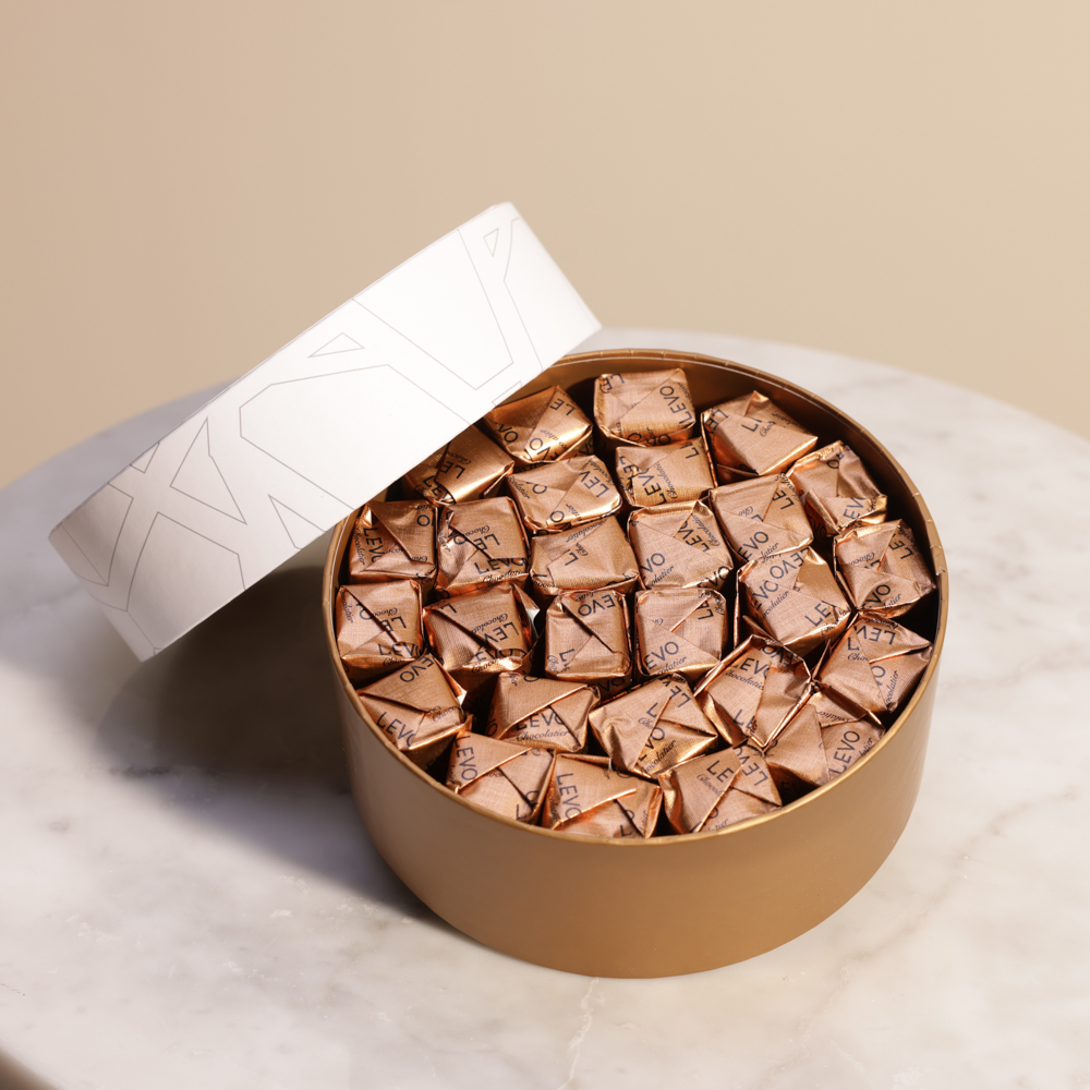 صندوق شيكولاته مغلفه صغيرمن ليفو| 28 قطعة