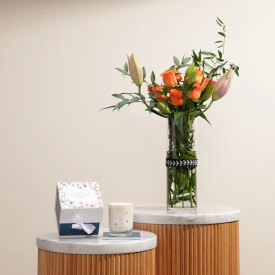 Floward Lilies Candle | Orange Rose
