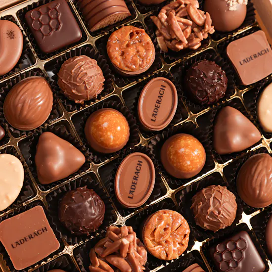 صندوق خشب شوكولاتة البرالين من لاديراخ