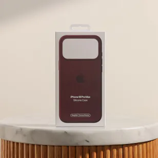 Apple iPhone 18 Pro Max Burgundy Silicone with MagSafe Mobile Case Apple iPhone 18 Pro Max Burgundy Silicone with MagSafe Mobile Case
