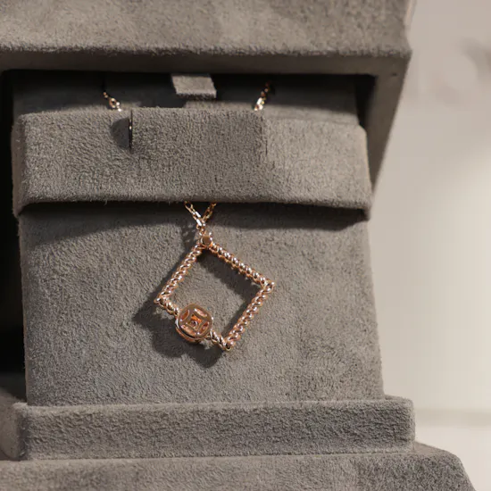 Lustro Gold and Diamond Necklace | Vibrant Elegance Roses Box