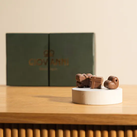 Giovanni Mix Flavors Large Chocolate Box | 28 Pieces