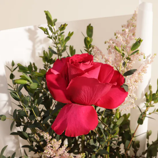 Floward Chocolate Oval Glass Tray | Royal Flower Bouquet