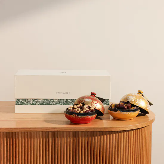 Bonbonniere Assorted Nut-Stuffed Dates Gift Set