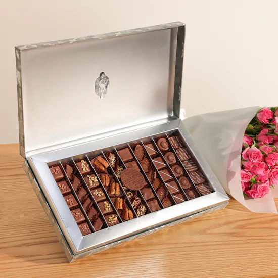 Soucolat Velvet Silver Box | Royal Flowers Bouquet