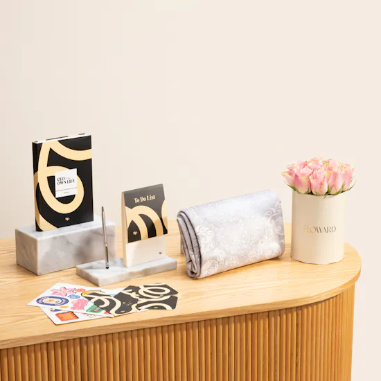 Tip of The Day CEO of My Own Life Black Box | Portable Sejadah and Flowers