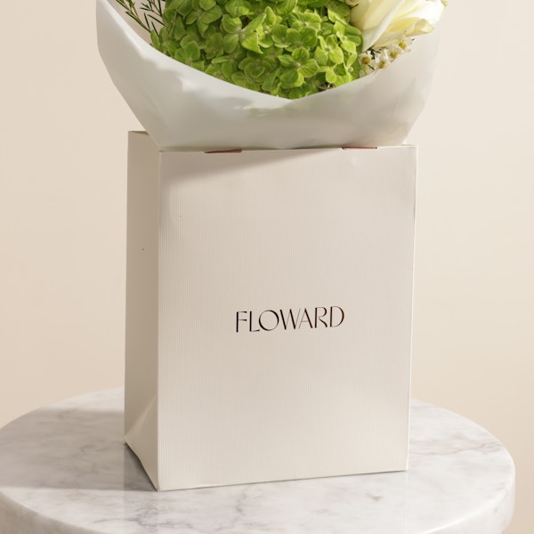 Amber Romance Flowers Bouquet