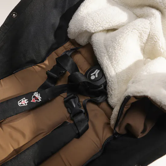 Stokke Yoyo3 Taupe with Black Frame Stroller Bundle