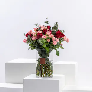 Scarlet Whispers | Glass Vase Scarlet Whispers | Glass Vase