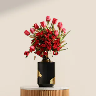 The Red Muse Flower Vase The Red Muse Flower Vase