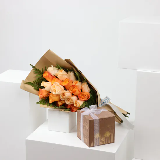 Flōs Mini Al Bait Al Oud Box | Rose Bouquet