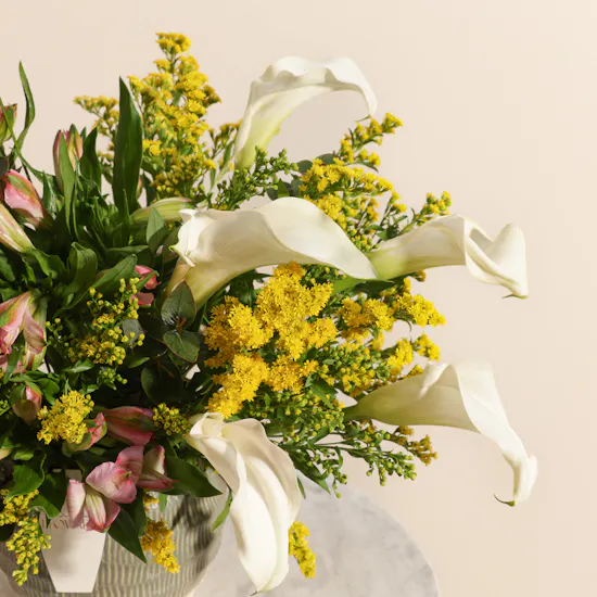 Stunning Beauty Flower Vase