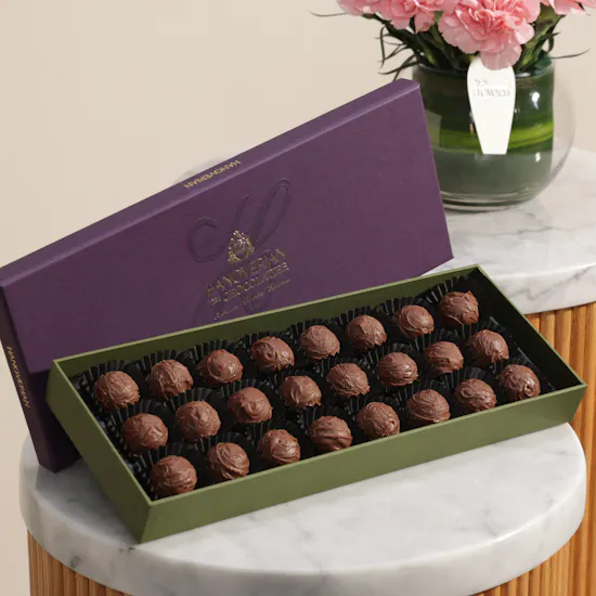 Hanoverian Truffle Chocolates Box | Best Mom Flower