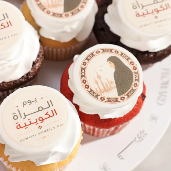 Floward Kuwait Women's Day Cupcakes