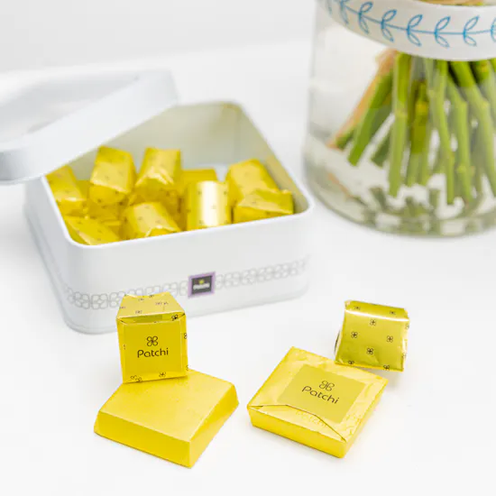 Patchi Tin Chocolate Box | White Roses Vase
