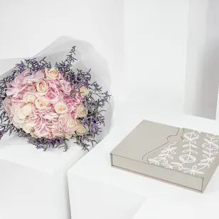 Floward Small Mixed Chocolate Box | Joyful Spring Floward Small Mixed Chocolate Box | Joyful Spring