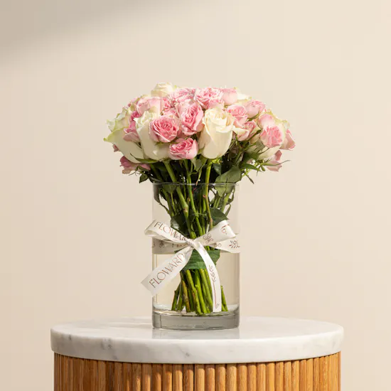 Majestic Beauty Roses Vase