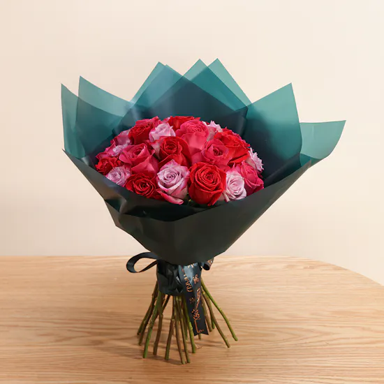 Charming Roses Bouquet