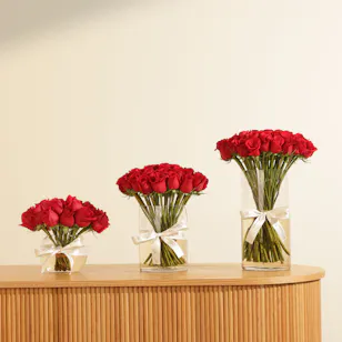 Elegance Trio Red Roses Vase Elegance Trio Red Roses Vase