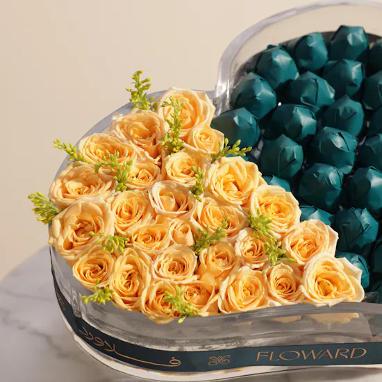 Floward Sweet Moments Chocolate and Flower Heart Vase