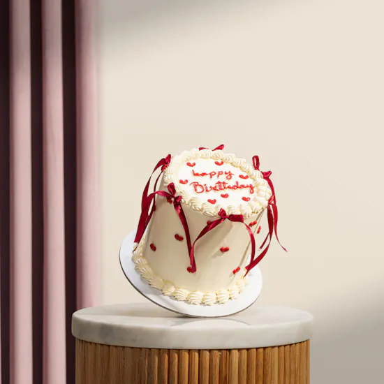 Floward Happy Birthday Bow Cake