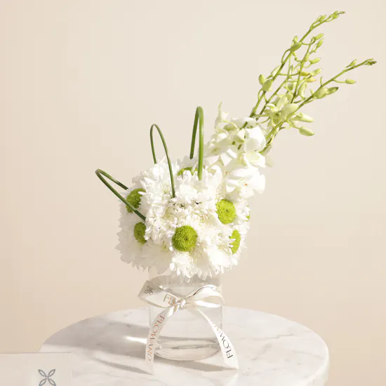 Raff by Paris Gel Extension Gift Voucher | Delicate Flower Vase