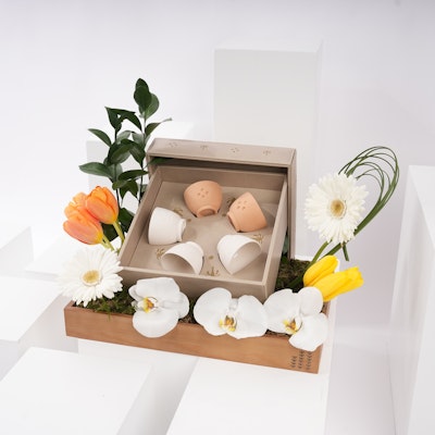 Founding Day Coffee Cup Set | Amazing Flower Tray