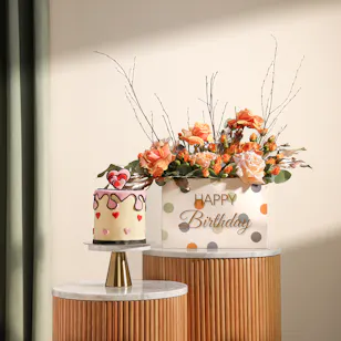 Floward Cartoon Love Cake | Happy Birthday Flowers