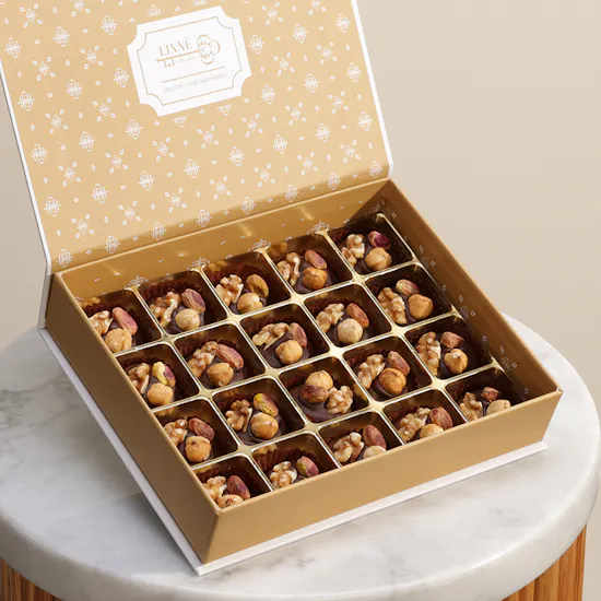Linne Suger Free Dark Chocolate with Nuts Box