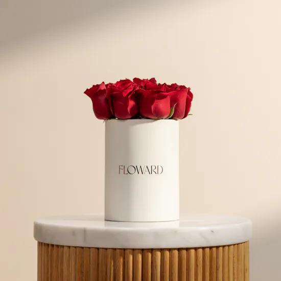 Love Red Roses Box