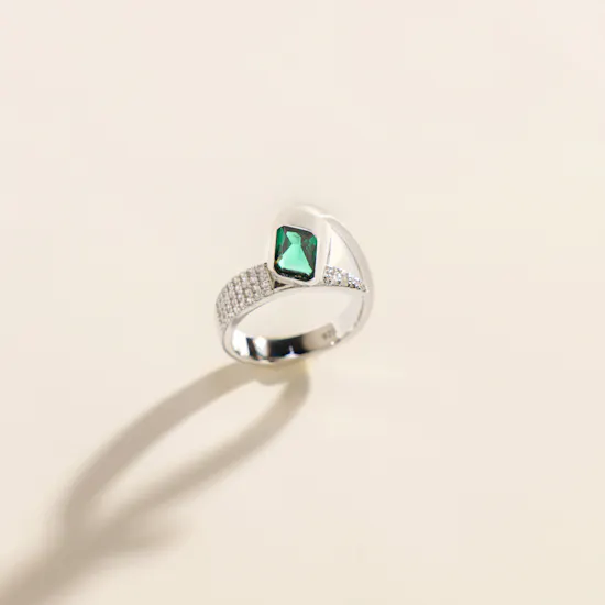 Floward Green Emerald Twisted Women's Ring | Size 6