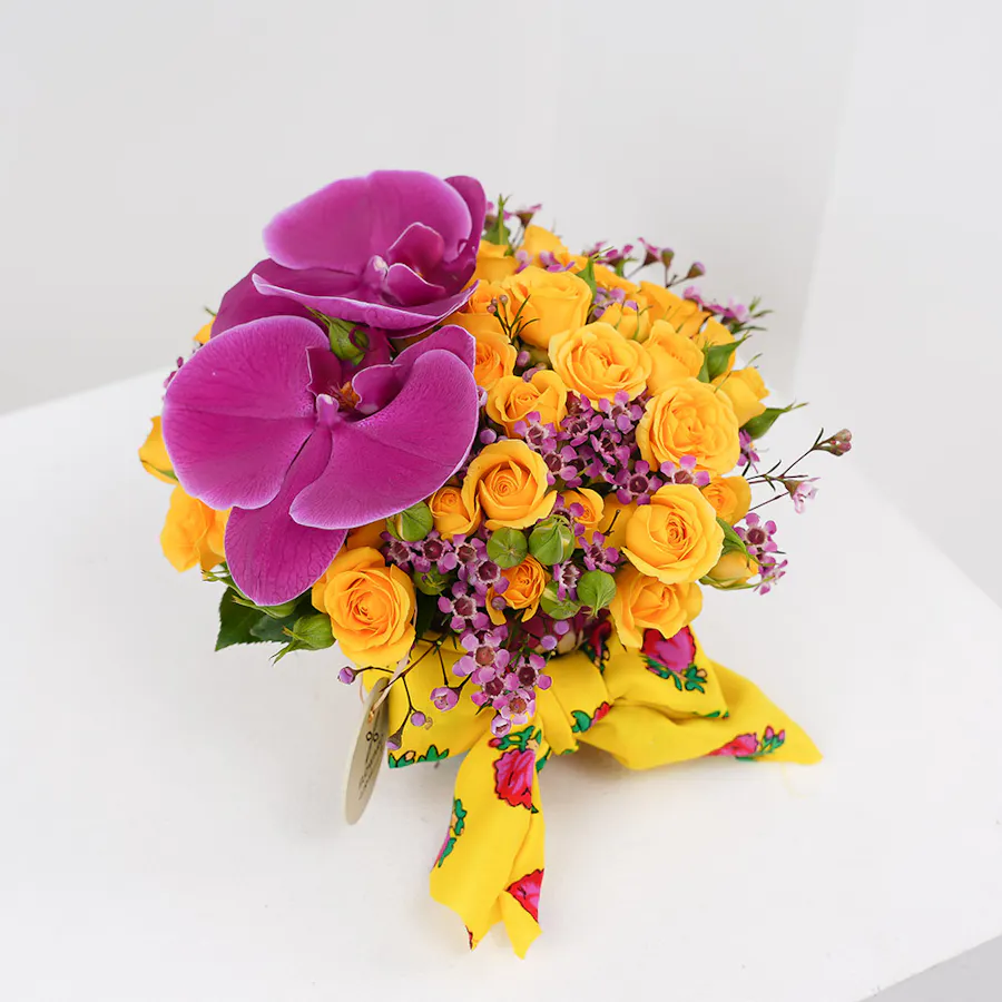 Mini Bright Blooms Basket 1
