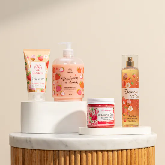 Bubblzz Strawberries N Cream Mood Gift Set