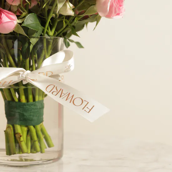 Munch Bakery Red Velvet Chocolate Cake | Majestic Flowers Vase