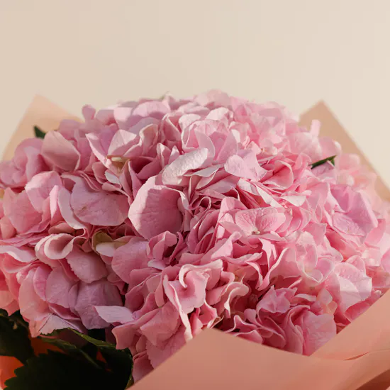 BelovedOne Personalized Sweet Baby Set | Charming Flowers Arrangement