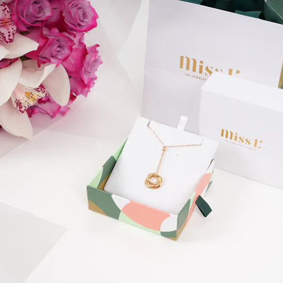 Miss L by L'azorde Gold Necklace | Flowers